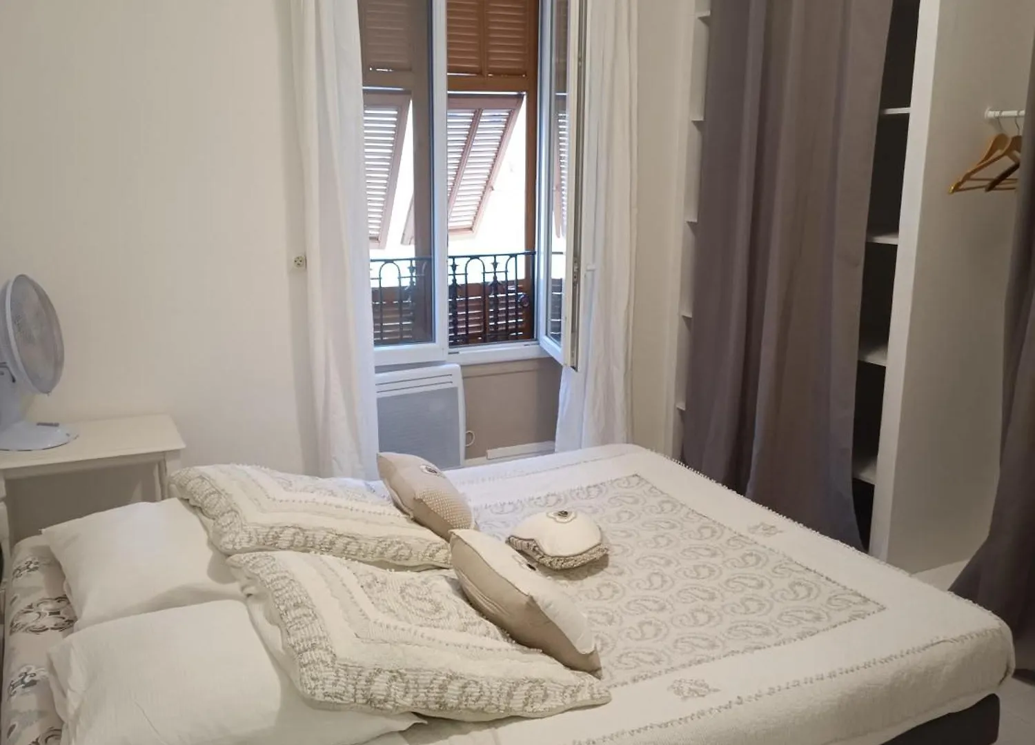 Une Parenthese Nicoise Nice Apartment